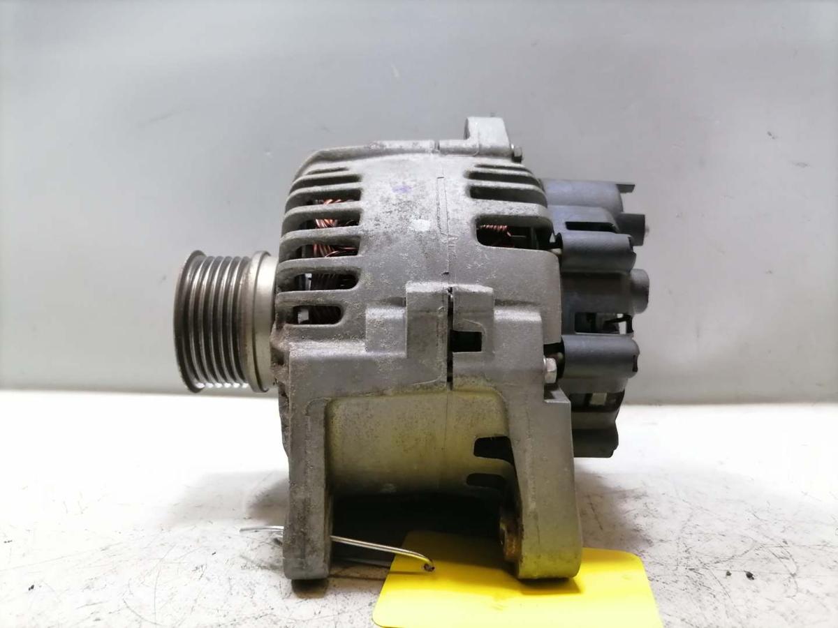 Renault Scenic 2 original Lichtmaschine Generator 1,6 82KW Bj.2007